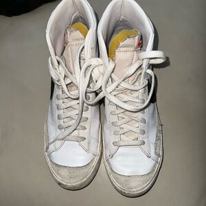 Nike Blazers Mid
